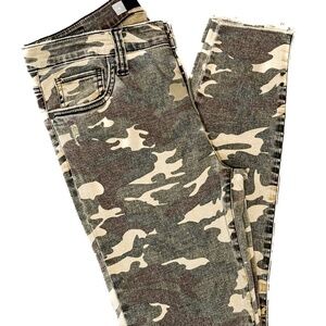 Kut Sz 4 Camo Denim Skinny Jeans